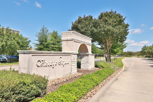 9135 Solvista Pass Ln, Houston, TX 77070 - view of community sign