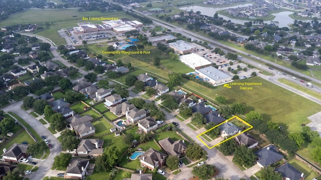 3010 Meadow Bay Dr, Dickinson, TX 77539 - view of property location featuring a nearby body of water and property parcel outlined