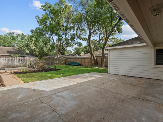 618 Forest Lake Dr, Seabrook, TX 77586 - view of patio / terrace