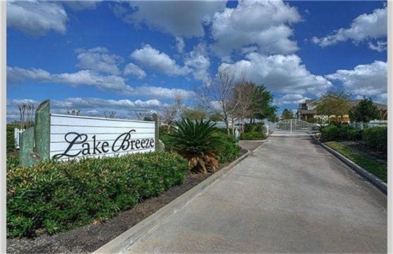 10744 S Lake Mist Ln, Willis, TX 77318 - photo 27