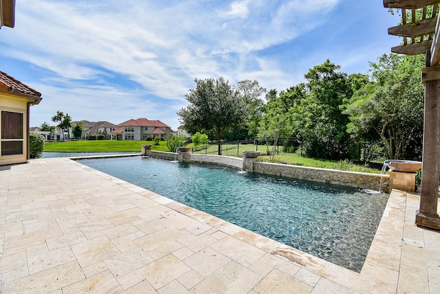5450 Pudman River Ln, Sugar Land, TX 77479 - outdoor pool with a patio area