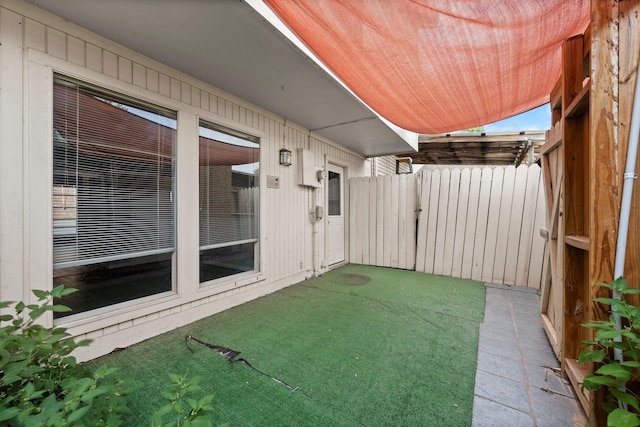 7736 Challie Ln, Houston, TX 77088 - view of yard