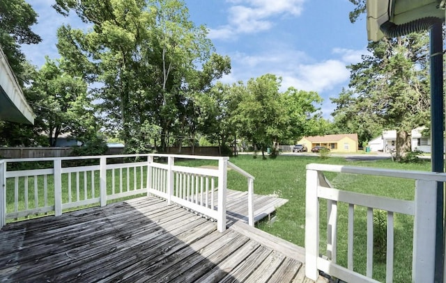 720 Roosevelt St, La Marque, TX 77568 - view of wooden deck