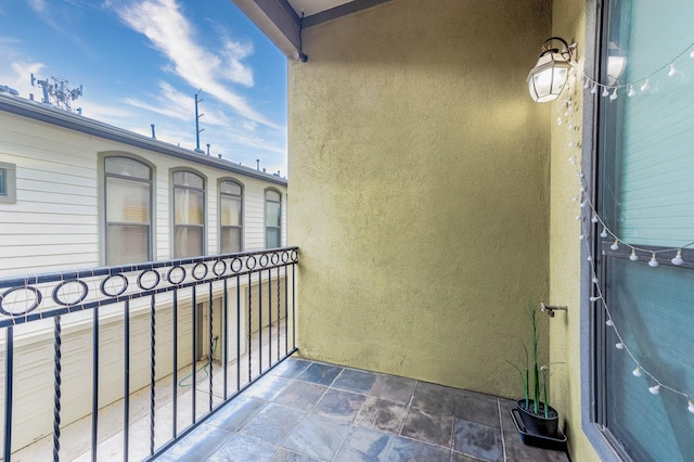 2503 Dallas St, Houston, TX 77003 - view of balcony