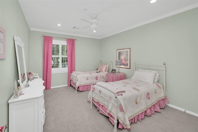 bedroom featuring carpet floors, baseboards, crown molding, recessed lighting, and a ceiling fan