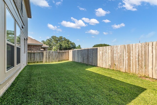 12311 Summerbrook Dr, Houston, TX 77066 - view of yard