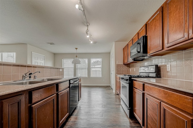 2111 Gable Hollow Ln, Katy, TX 77450