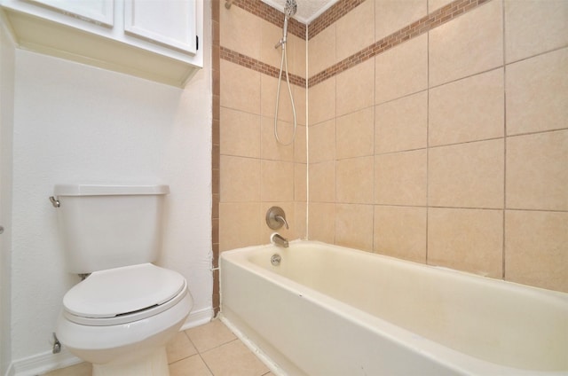 1516 Bay Area Blvd Unit C6, Houston, TX 77058 - bathroom with toilet, shower / washtub combination, tile patterned floors, and baseboards