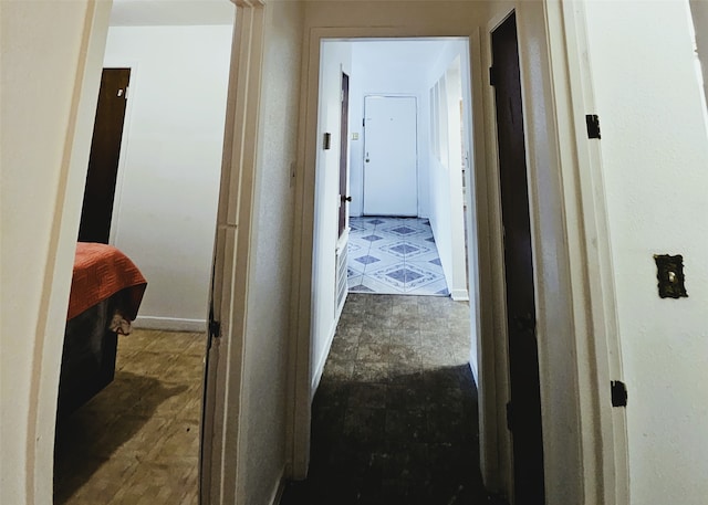 6315 Mardale Dr, Houston, TX 77016 - view of corridor