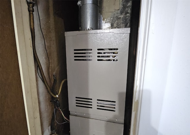 6315 Mardale Dr, Houston, TX 77016 - utilities with water heater