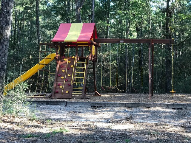 1-2-7 Texas Grand Rd, Huntsville, TX 77340