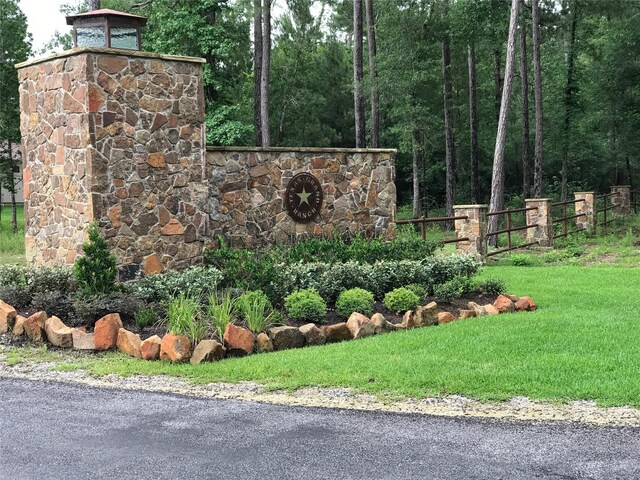1-2-7 Texas Grand Rd, Huntsville, TX 77340