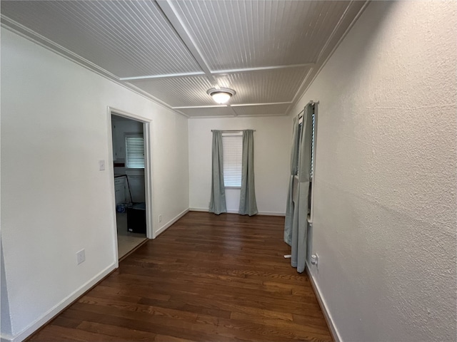 2105 12th St, Galena Park, TX 77547 - hallway featuring wood finished floors and baseboards
