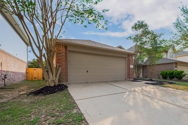 6723 Highwind Bend Ln, Katy, TX 77449 - garage featuring driveway