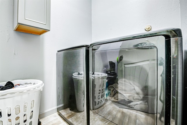 873 W Santa Fe St, Conroe, TX 77301 - bathroom with wood finished floors