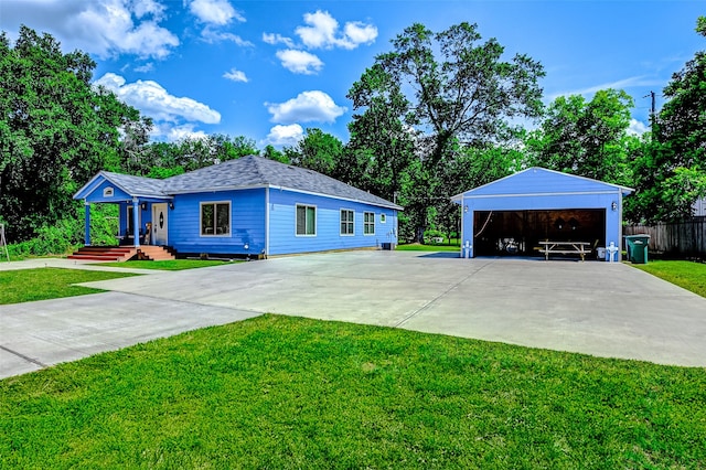 873 W Santa Fe St, Conroe, TX 77301 - single story home featuring a garage and an outdoor structure