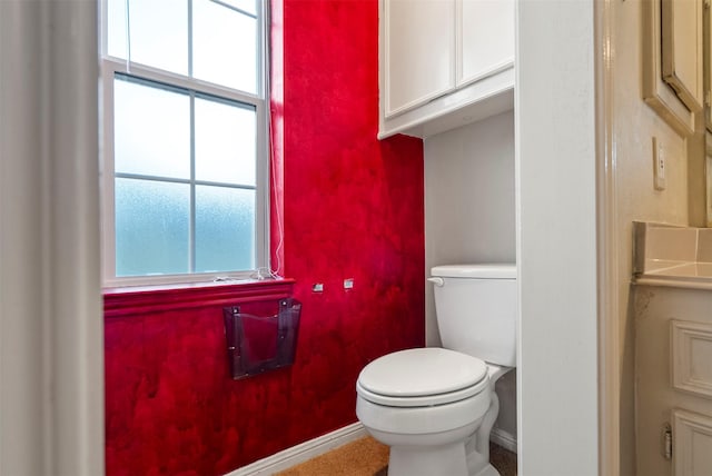 21735 Cayman Point Dr, Katy, TX 77450 - bathroom with baseboards, plenty of natural light, and toilet