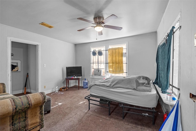 5410 Margarita St, Houston, TX 77020 - carpeted living area featuring a ceiling fan and cooling unit