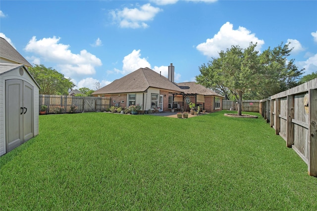 61 Chicory Ct, Lake Jackson, TX 77566 - view of yard with a patio area