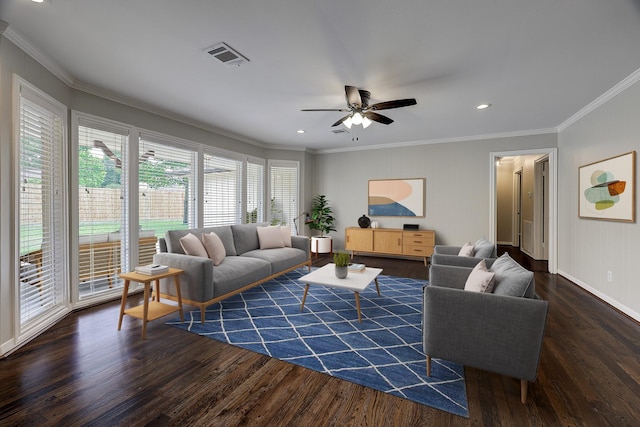 living room featuring crown molding, wood finished floors, ceiling fan, baseboards, and recessed lighting