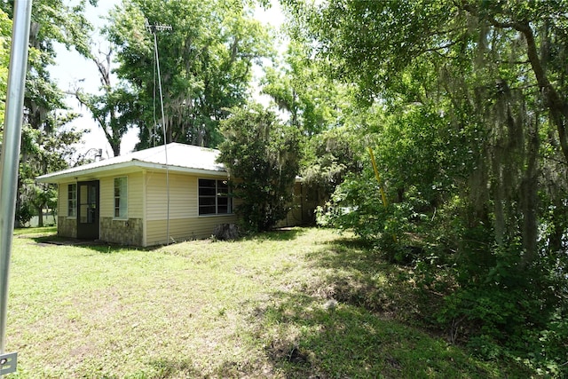 215 Weldon, Livingston, TX 77351 - view of grassy yard