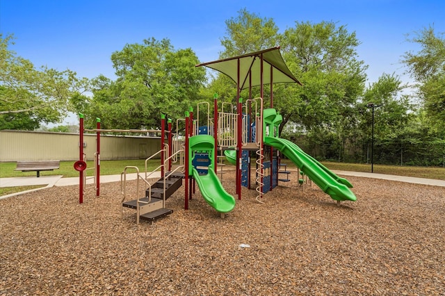 6105 Arthington St, Houston, TX 77053 - view of communal playground