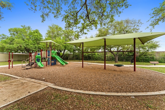 6105 Arthington St, Houston, TX 77053 - view of community play area