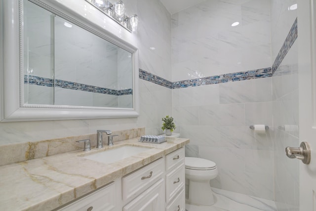2616 Ryder Ct, League City, TX 77573 - bathroom with vanity and toilet