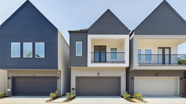 3019 Jensen Springs Ln, Houston, TX 77026 - view of property with a garage