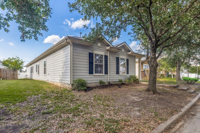 11761 Jelicoe Dr, Houston, TX 77047 - view of home's exterior