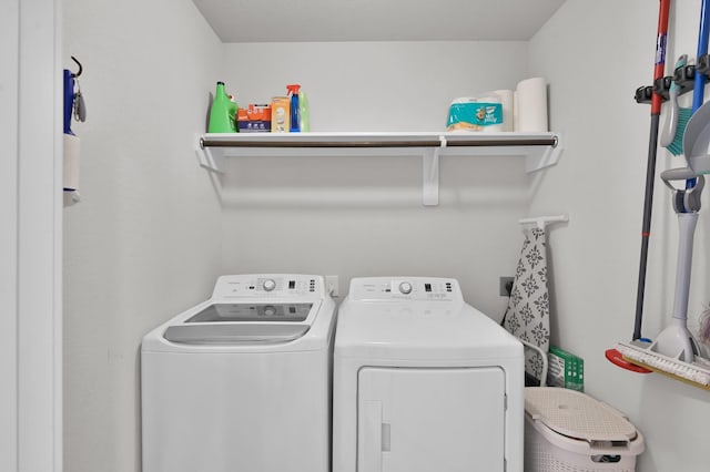 2233 Forest Chestnut Dr, Spring, TX 77386 - washroom featuring washer and dryer
