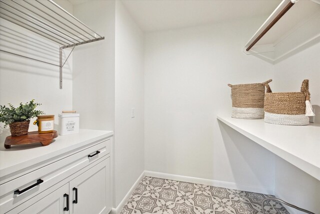 1415 Lehman St, Houston, TX 77018 - view of walk in closet