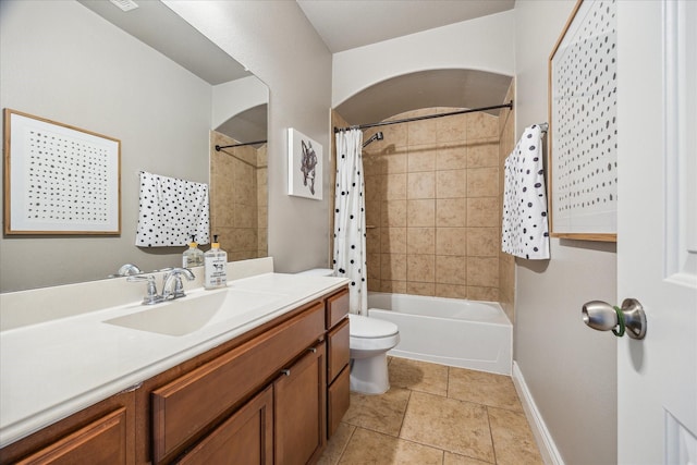 802 Fairway Dr, La Porte, TX 77571 - full bathroom featuring toilet, shower / bath combo, tile patterned flooring, vanity, and baseboards