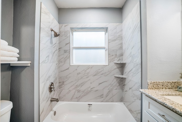 3409 Providence St, Houston, TX 77020 - full bath with shower / tub combination, toilet, vanity, and a textured wall