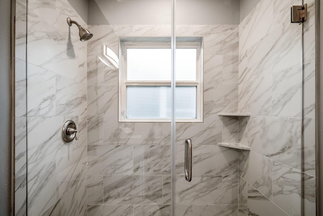 3409 Providence St, Houston, TX 77020 - full bath featuring a stall shower