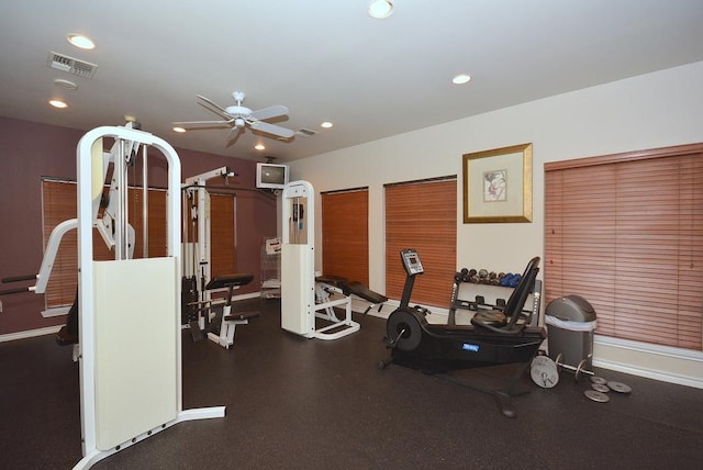 workout area with a ceiling fan and recessed lighting