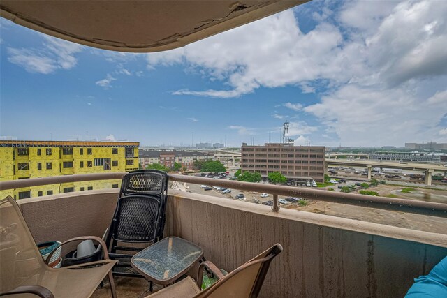 3525 Sage Rd Unit 1004, Houston, TX 77056 - balcony featuring a view of city