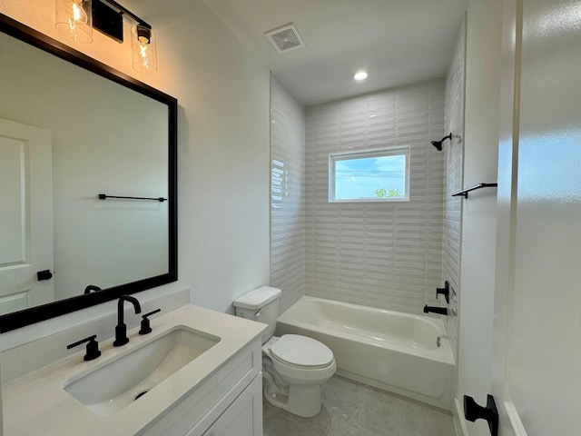 1631 Beall St, Houston, TX 77008 - bathroom featuring toilet,  shower combination, and vanity