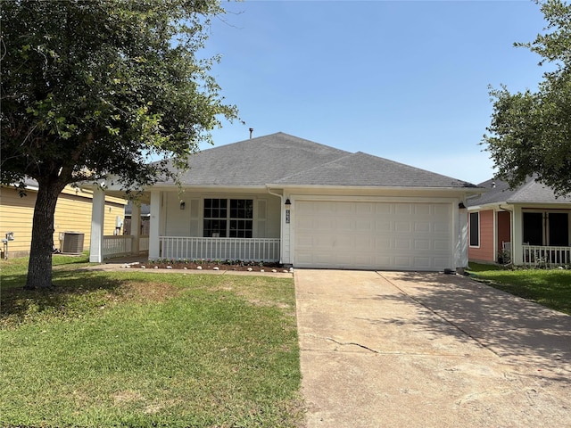 19638 Plantation Grove Trl, Katy, TX 77449 - ranch-style house featuring a porch, driveway, an attached garage, and a front yard