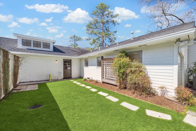 2023 Du Barry Ln, Houston, TX 77018 - view of green lawn