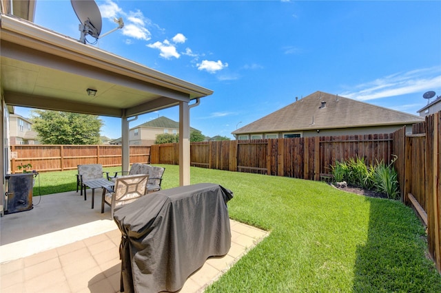view of yard with a patio