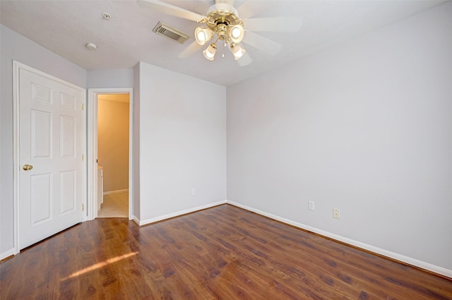 2710 Grants Lake Blvd Unit L8, Sugar Land, TX 77479 - spare room featuring baseboards, a ceiling fan, wood finished floors, and a smoke detector