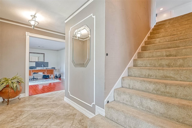 711 Lodgehill Ln, Houston, TX 77090 - stairway featuring ornamental molding and baseboards
