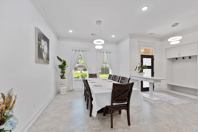 1314 Briar Cliff St, Conroe, TX 77385 - dining area with built in shelves, crown molding, baseboards, and recessed lighting