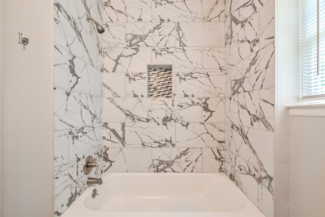 801 S Travis Ave, Cleveland, TX 77327 - full bath with shower / bathtub combination