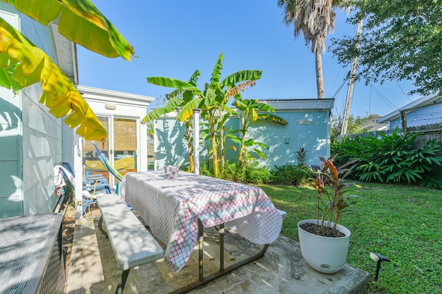 1902 Bayou Shore Dr, Galveston, TX 77551 - view of patio / terrace