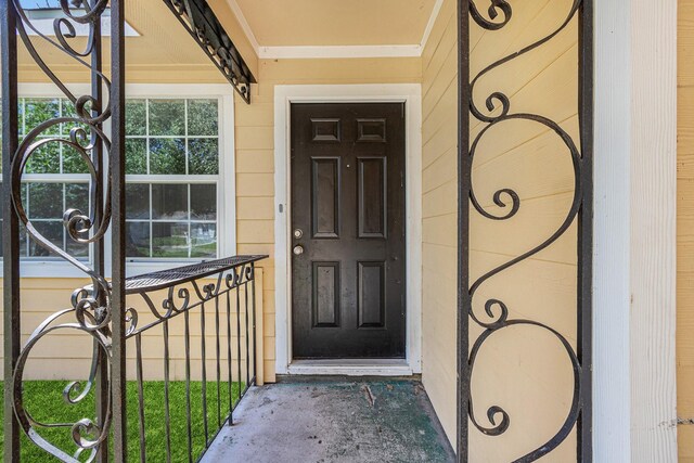 7306 Lakewood Dr, Houston, TX 77016 - view of property entrance