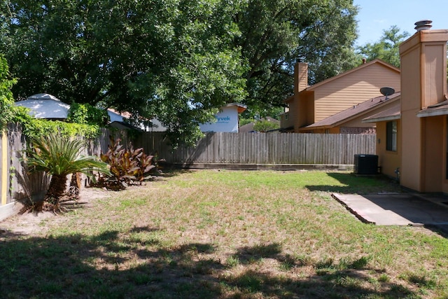 9922 Hibernia Dr, Houston, TX 77088 - view of yard with cooling unit