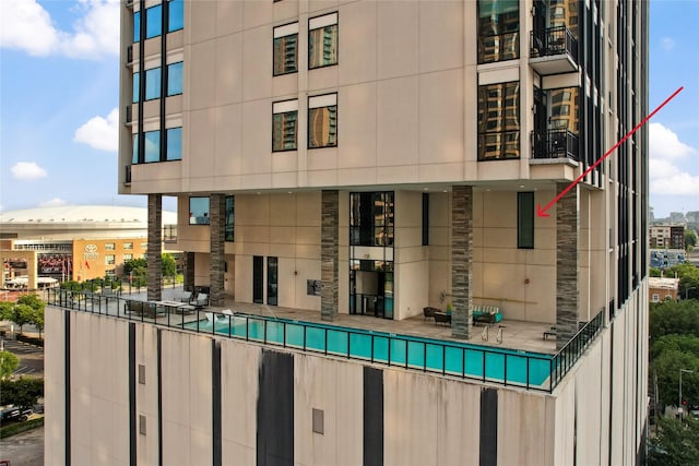 1211 Caroline St Unit 908, Houston, TX 77002 - view of community pool