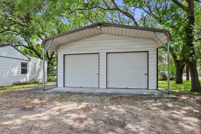 700 Ross St, La Marque, TX 77568 - view of detached garage